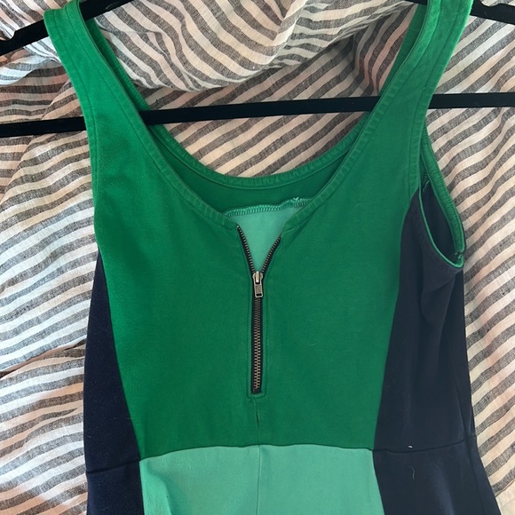 🌻 LIKE NEW EXPRESS SKATER DRESS🌻 - Picture 3 of 4